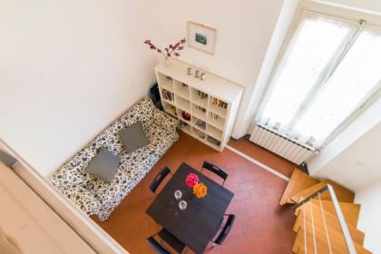 Della Scala Modern Apartment - image 8