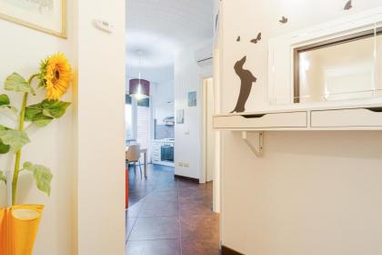 Porta Al Prato Cozy Apartment - image 11