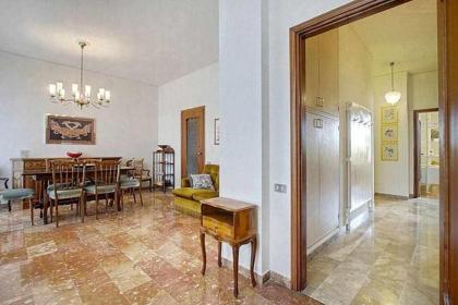 Frati Bigi With Two Bedrooms And Parking - image 11