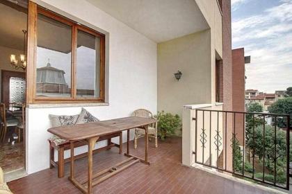 Frati Bigi With Two Bedrooms And Parking - image 12