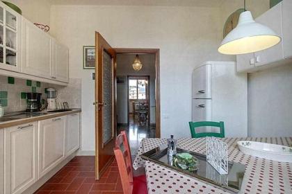 Frati Bigi With Two Bedrooms And Parking - image 18