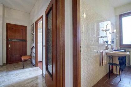Frati Bigi With Two Bedrooms And Parking - image 20