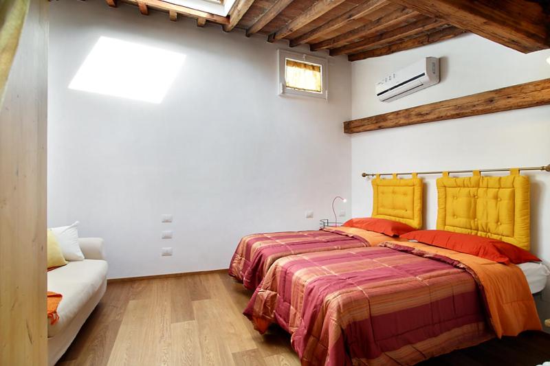 Appartamento In Via Giuseppe Verdi - image 4