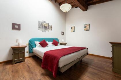 Apartments close to Duomo - image 11