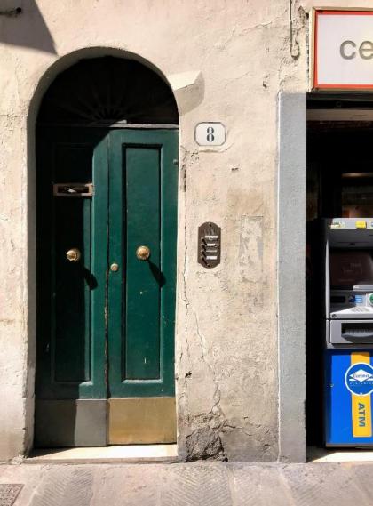 Pietrapiana flat & local market - image 15