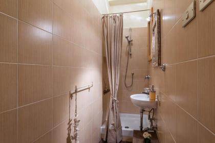 The Painters house in Santa Croce - image 13