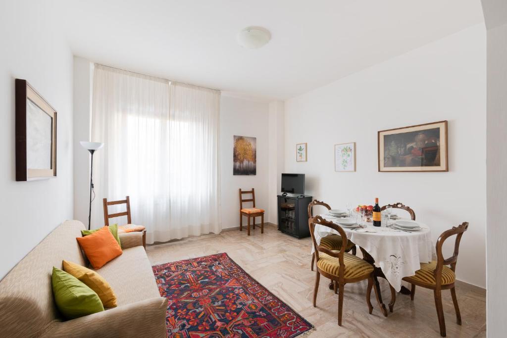 Careggi Home - main image