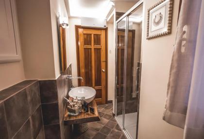Acacia Firenze -Timo - image 14