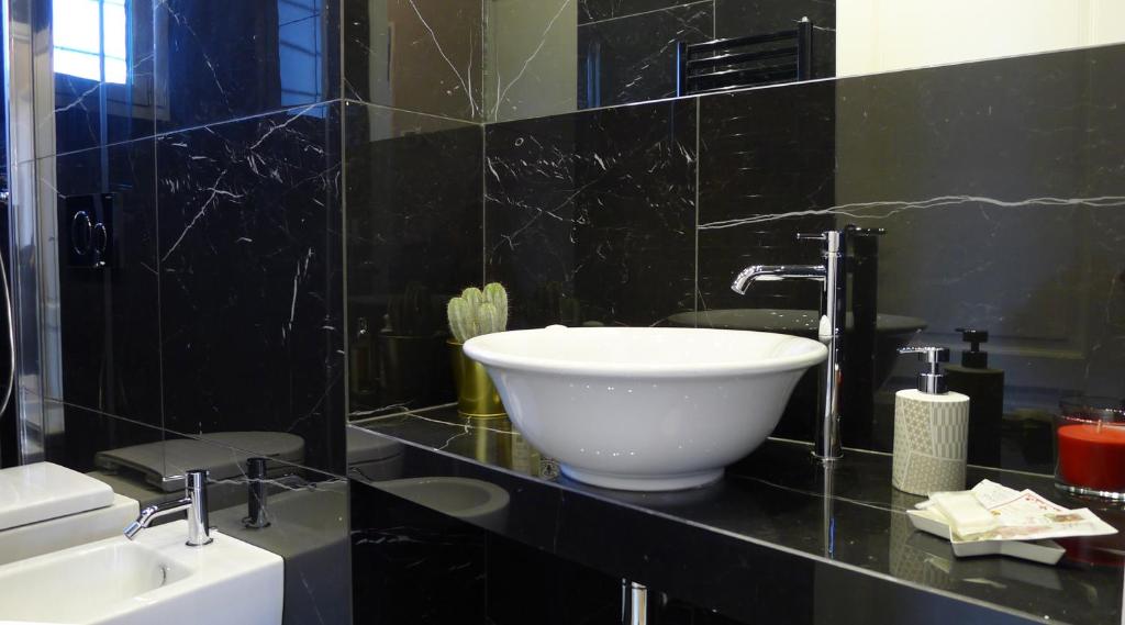 Prati Charming Apartment - image 2