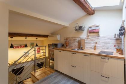 Le stanze di Carla! Con cucina e bagno privato - image 11