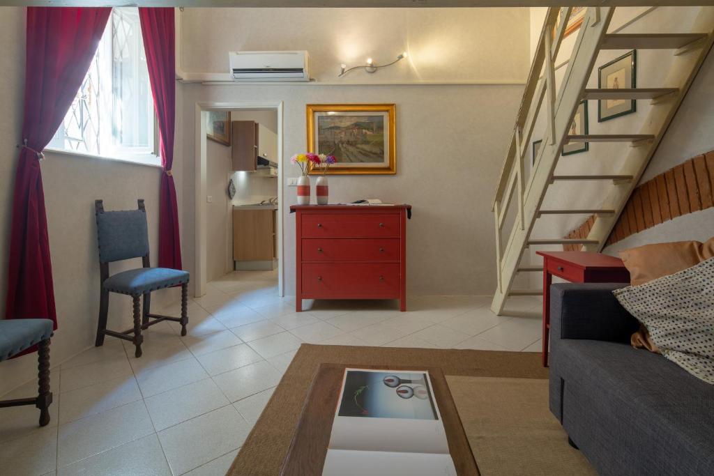 Vellutini - image 5