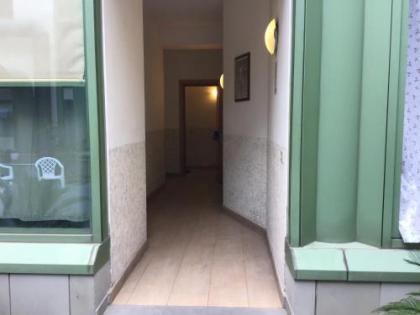 Studio for 4 persons - image 13