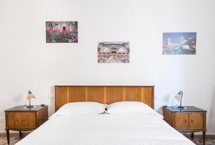 Le Grazie Apartments In Superb Location - image 1