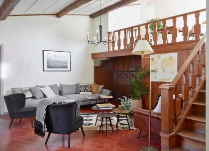 Great Location Just Infront of Pitti Palace - image 18
