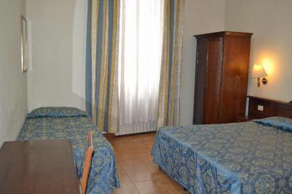 Hotel Spagna - image 4