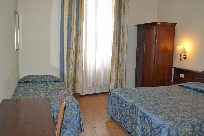 Hotel Spagna - image 4