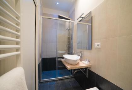 D'HOME FLORENCE - image 11