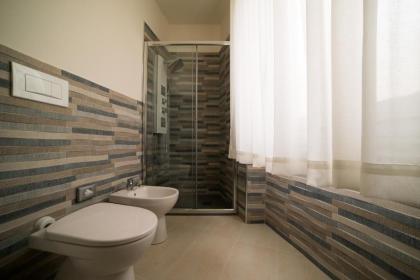 D'HOME FLORENCE - image 16