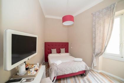 D'HOME FLORENCE - image 5