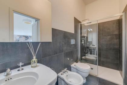 Apartments Florence - Giotto Deluxe - image 24