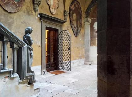 Palazzo Larioni dei Bardi - image 17