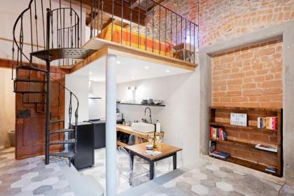 Florence Oltrarno Duplex Apartment - image 15