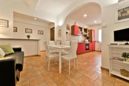 Wine Apartments Florence Ansonica - image 1