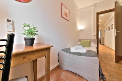 Wine Apartments Florence Ansonica - image 9
