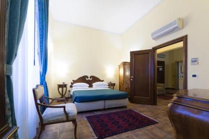 San Firenze Apartment - image 5