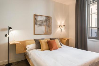 Apartments Florence - Duomo Contemporary - image 30