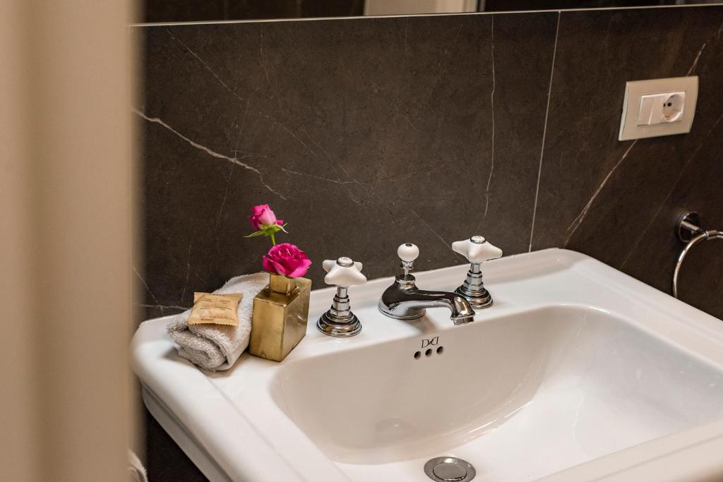 Apartments Florence - Brunelleschi Stylish - image 3
