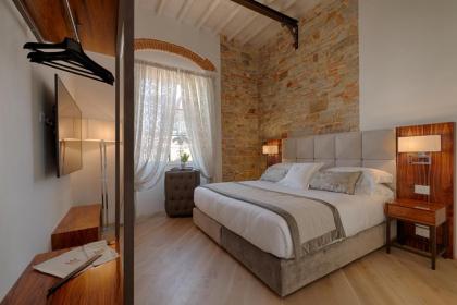 Donati Luxury Tower Suites - image 19