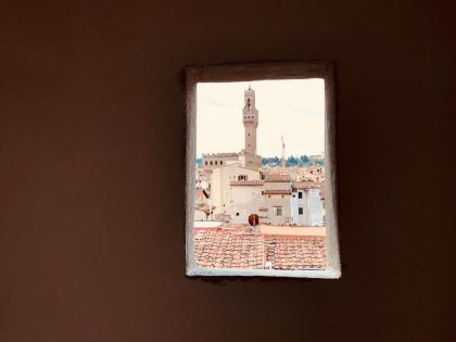 Donati Luxury Tower Suites - image 3
