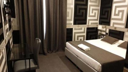 Hotel Deco - image 2