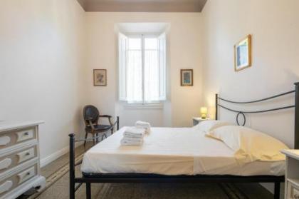 Santa Maria Novella 4 bedrooms - image 17