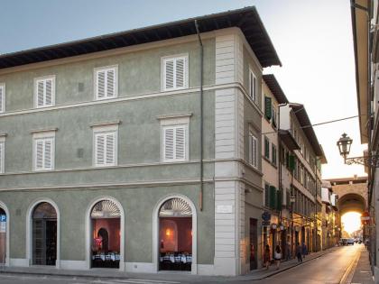 Oltrarno 1881 Apartments - image 1