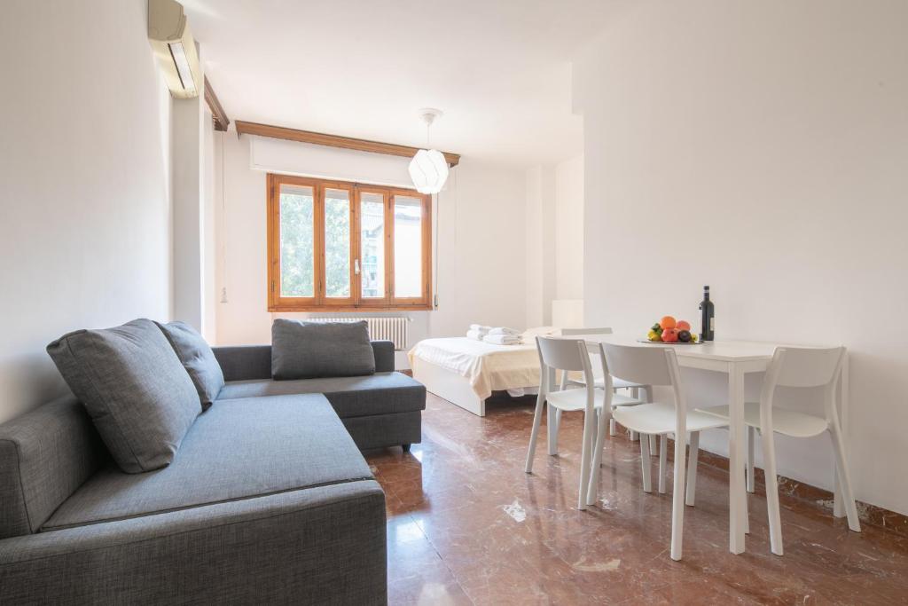 Novoli 4 bedrooms - main image