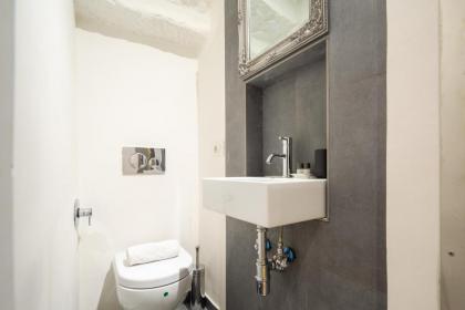Bargello Modern - image 18