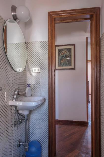 Portinari Apartment - image 10