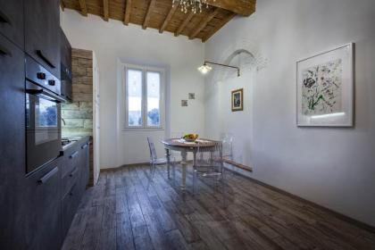 Arno Apartments - image 16