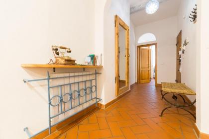 Santa Maria Novella 6 sleeps near the central station - image 17