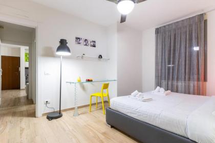 Colorful Boccaccio Apartment - image 11