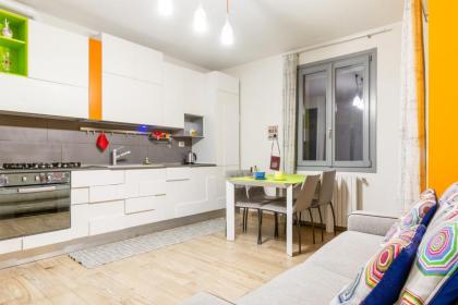 Colorful Boccaccio Apartment - image 13
