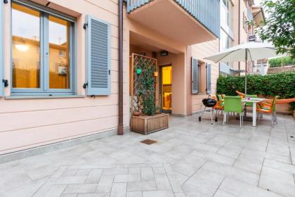 Colorful Boccaccio Apartment - image 2