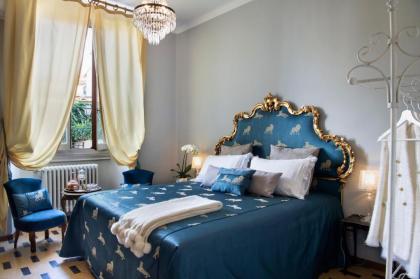 Contemporary Suites - image 3