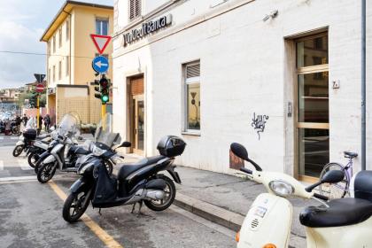 Rifredi & Dalmazia Modern Loft - image 13