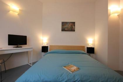 Barbadori Suite - image 2