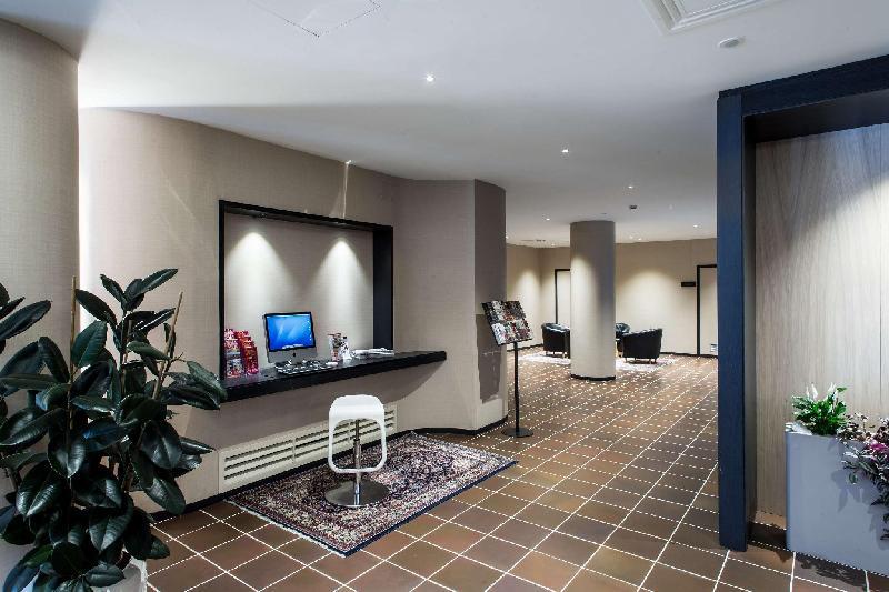 Hotel Mirage - image 4