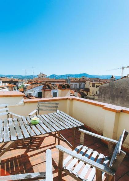Arcieri's Home with Duomo View - Fancy Apartments - image 3