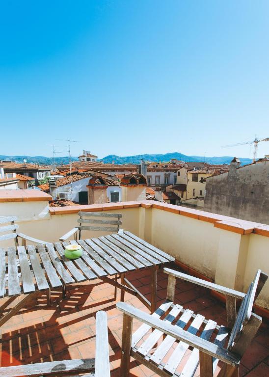 Arcieri's Home with Duomo View - Fancy Apartments - image 3